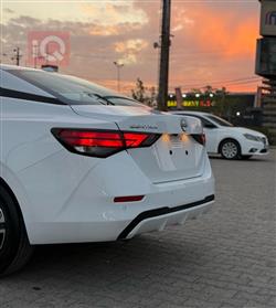 نيسان سنترا